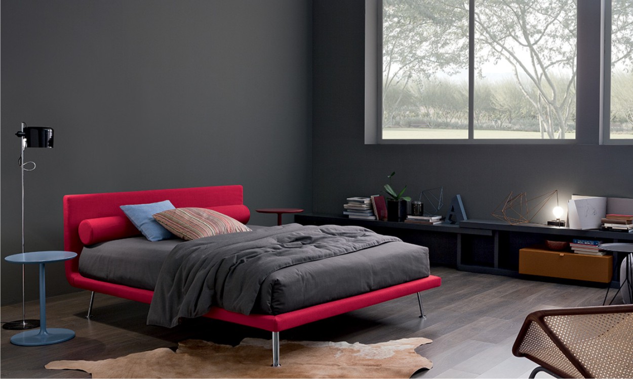 letto rosso minimale Aspen
