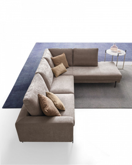 divano moderno essenziale di design