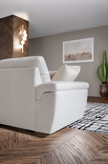 divano in pelle bianco