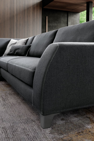 divano con cuciture in rilievo personalizzabili